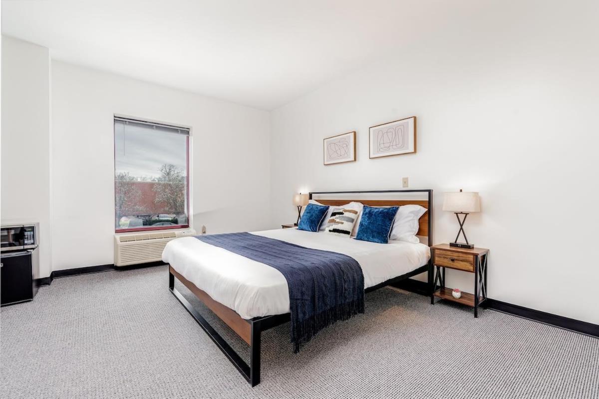Cozysuites Cwe King Suite With Parking! Tower Grove Exterior foto